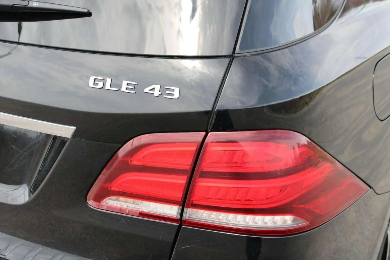 Mercedes-Benz GLE 43 AMG * Фиксирана цена до БГ * Един собственик * CARFAX, снимка 7 - Автомобили и джипове - 54606970