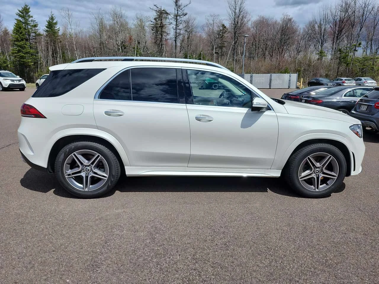 Mercedes-Benz GLE 450 /360/DISTRONIC/BURMESTER/ОБДУХВАНЕ , снимка 3 - Автомобили и джипове - 54639408