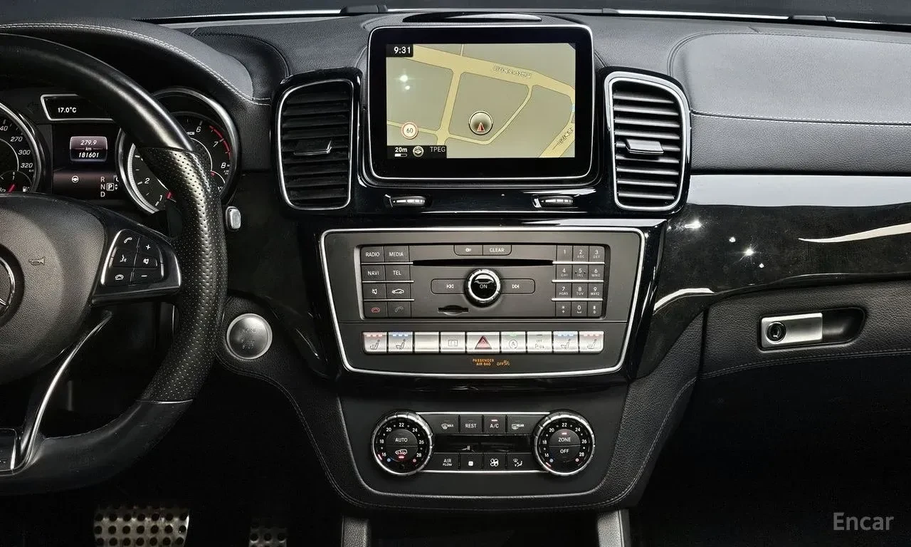Mercedes-Benz GLE 63 AMG 4MATIC/H/K/DISTRONIC/360/ДВД/PANO, снимка 8 - Автомобили и джипове - 55059044