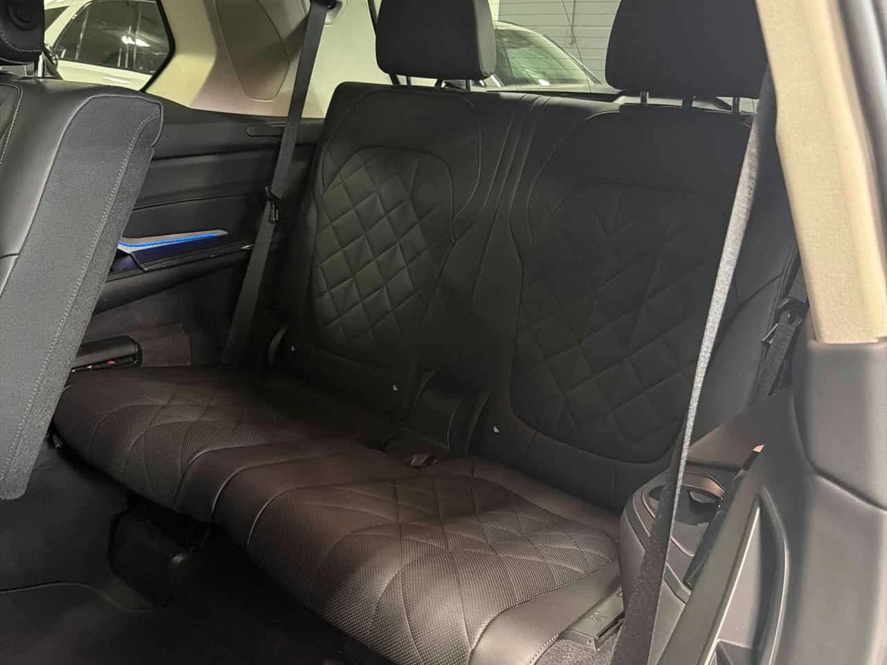 BMW X7 * xDrive40i * CARFAX * ОПЦИЯ ЗА ФИНАНСИРАНЕ , снимка 12 - Автомобили и джипове - 55328782