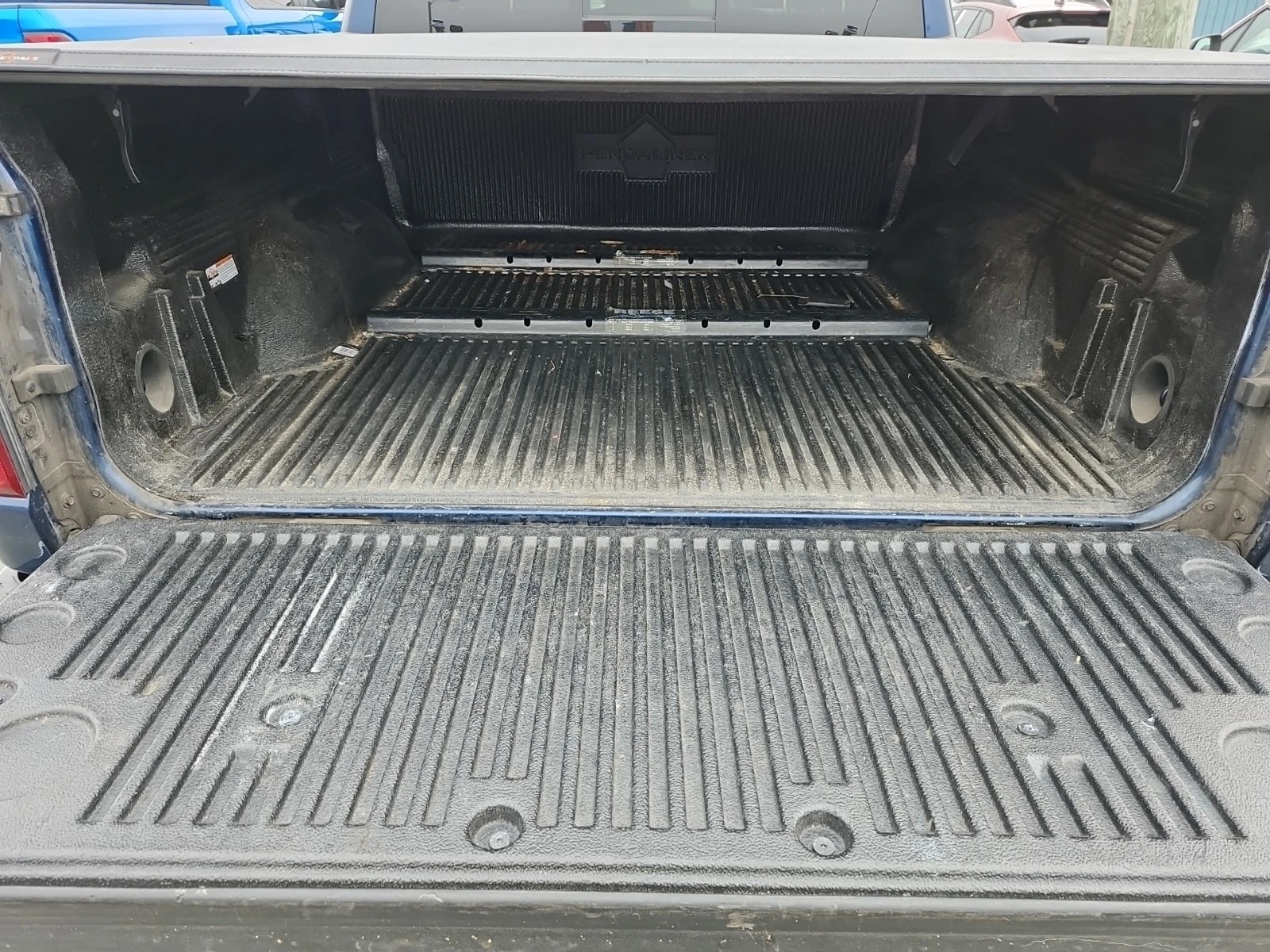 Dodge RAM 1500 LARAMIE * 5.7 V8 * AWD * ОБДУХВАНЕ * CARFAX * , снимка 13 - Автомобили и джипове - 56023550
