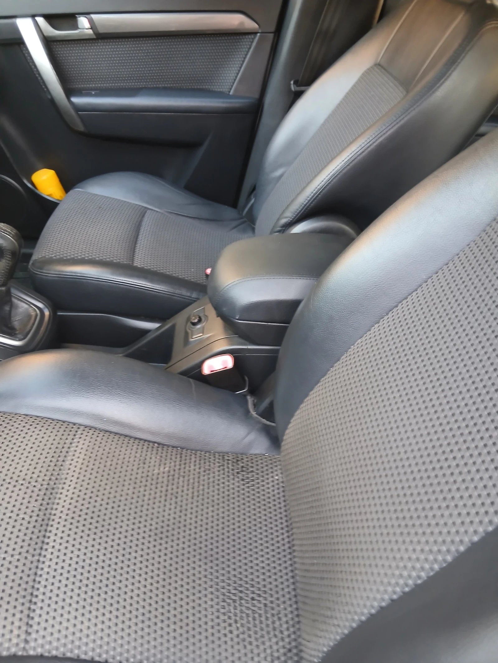 Chevrolet Captiva, снимка 12 - Автомобили и джипове - 56058261