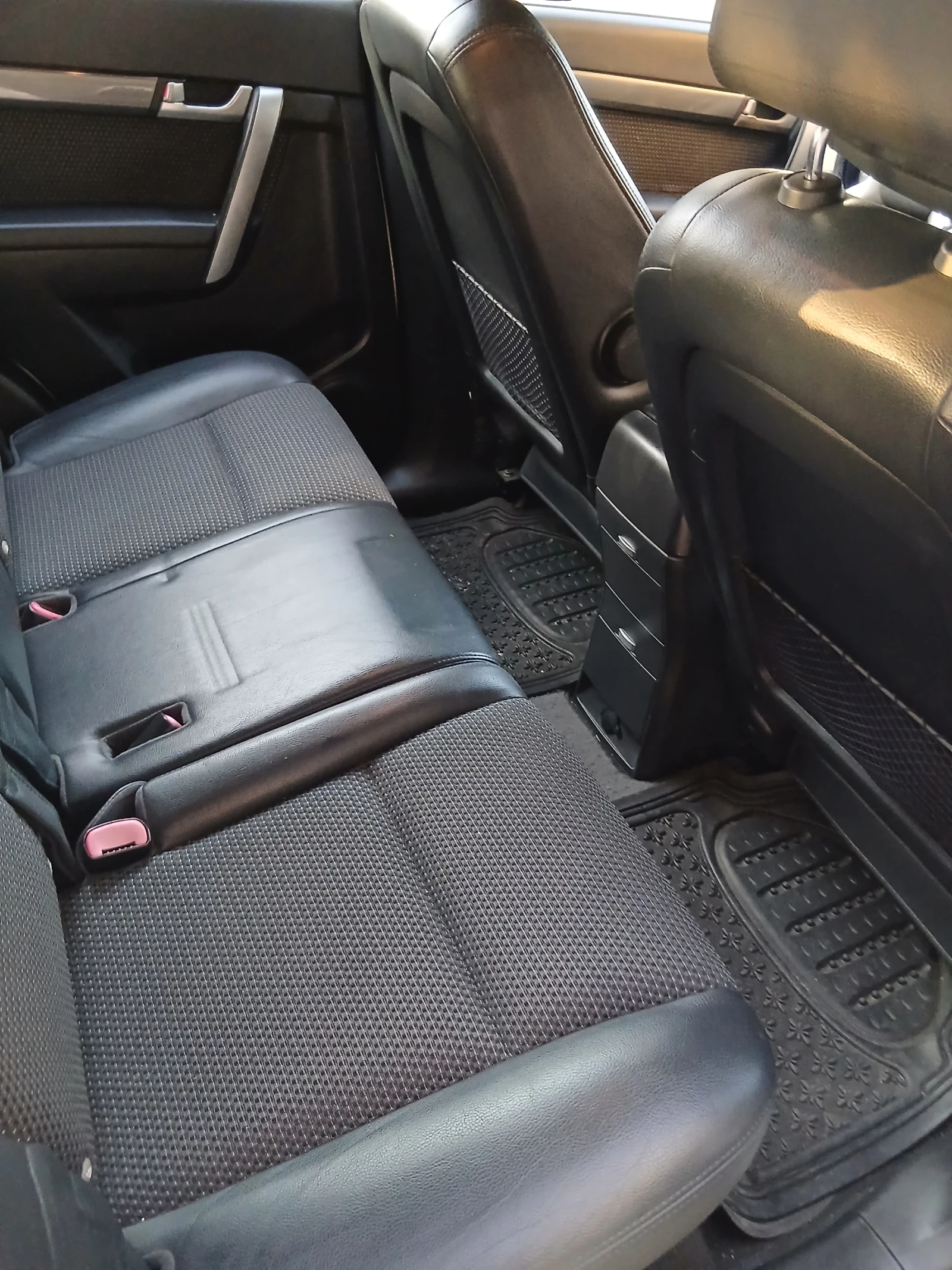 Chevrolet Captiva, снимка 15 - Автомобили и джипове - 56058261