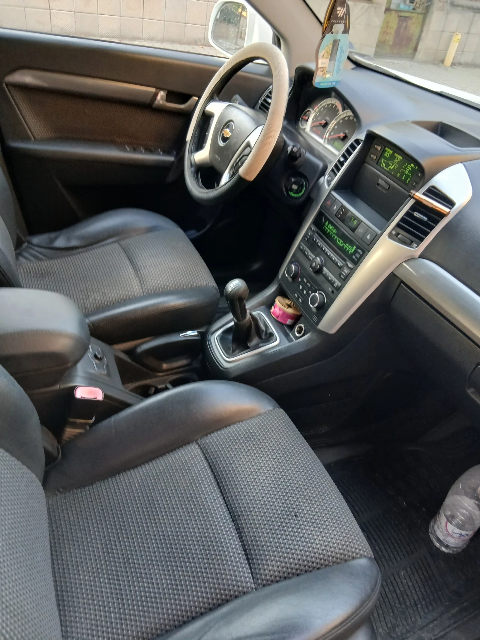 Chevrolet Captiva, снимка 14 - Автомобили и джипове - 56058261