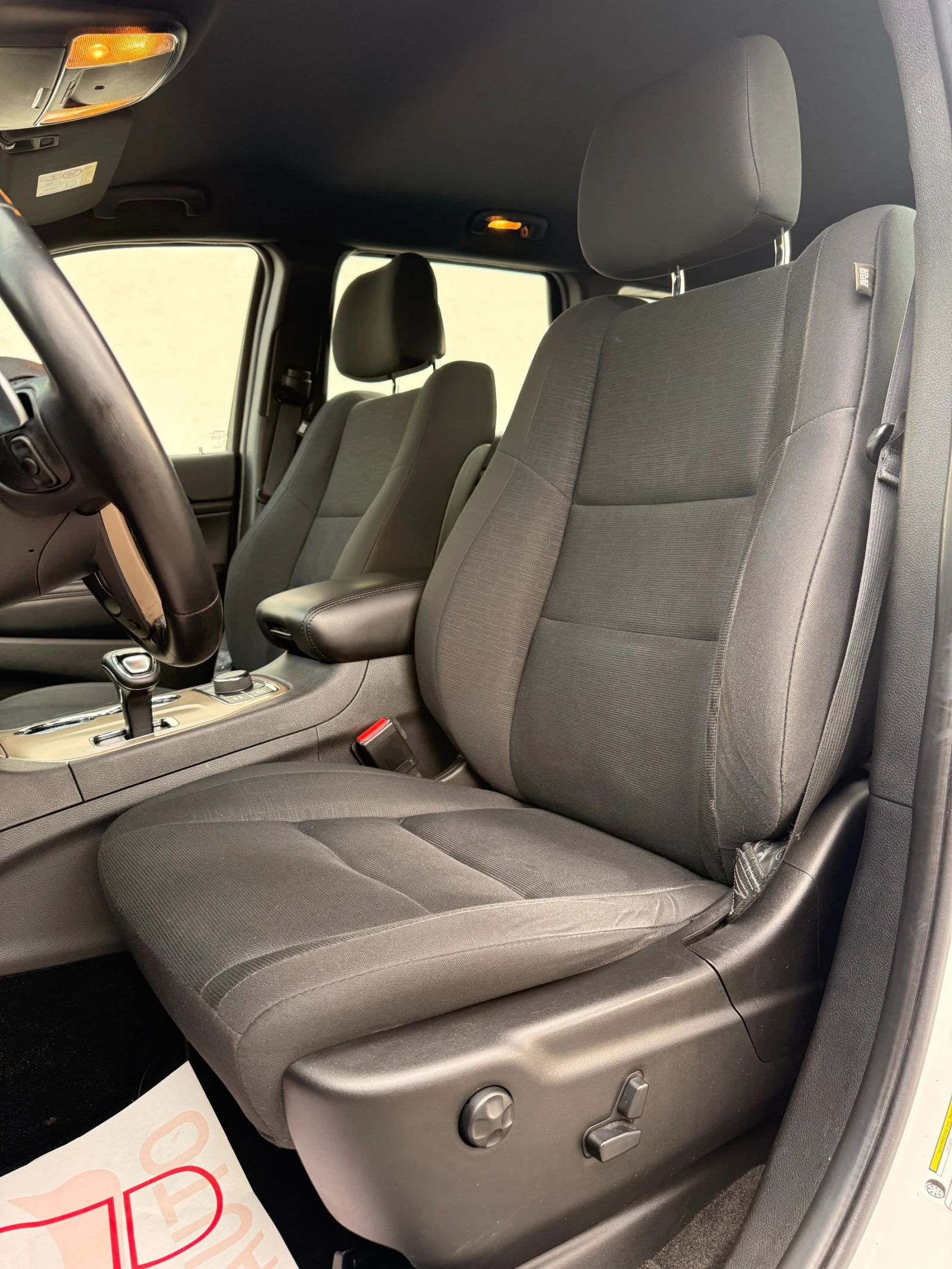 Jeep Grand cherokee 3.0CRDI* NAVI* ПОДГРЕВ* , снимка 7 - Автомобили и джипове - 56175636