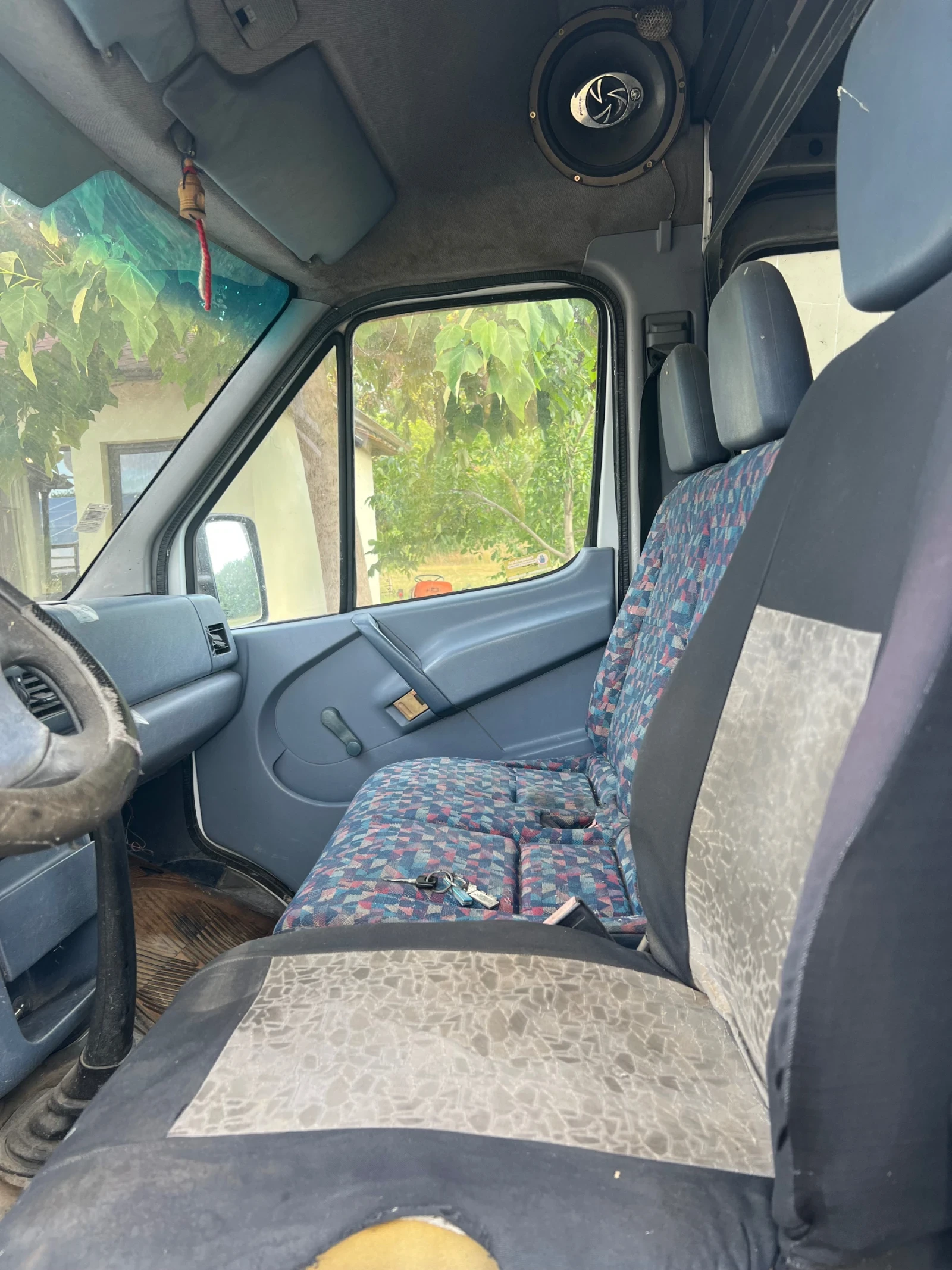 Mercedes-Benz Sprinter 208, снимка 2 - Бусове и автобуси - 55165462