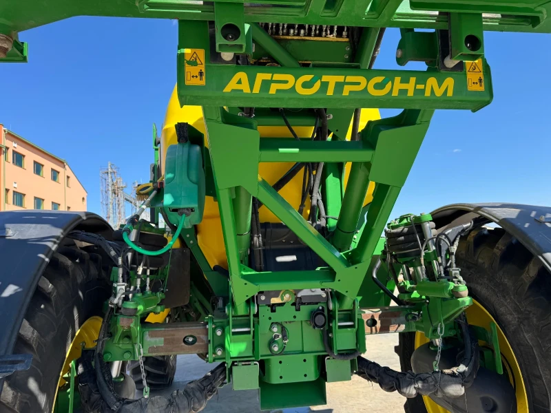 Самоходна пръскачка Друга марка John deer R4040i, снимка 10 - Селскостопанска техника - 49571937