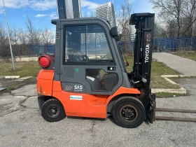 ������ ������� Toyota 42-7FGF25