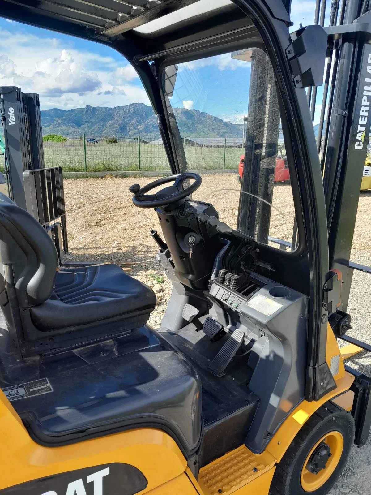 ������� Cat ��� 1.8�. | Mobile.bg � ����������� 5