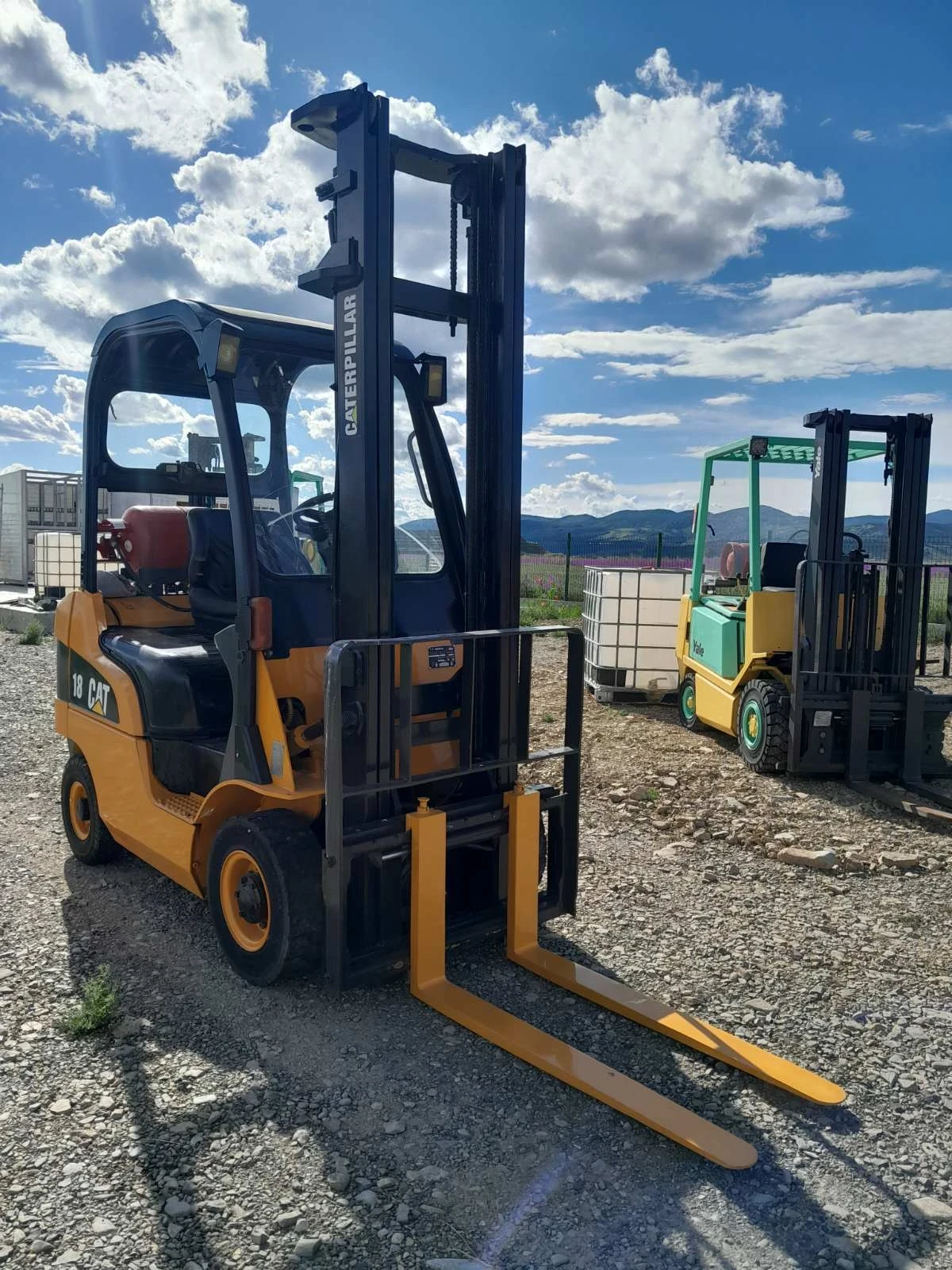 ������� Cat ��� 1.8�. | Mobile.bg � ����������� 1