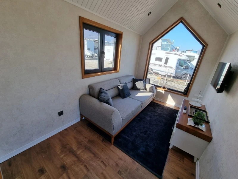 Каравана Други Camperisimo Tiny House Istanbul Отстъпка 5555EUR, снимка 8 - Каравани и кемпери - 47218913