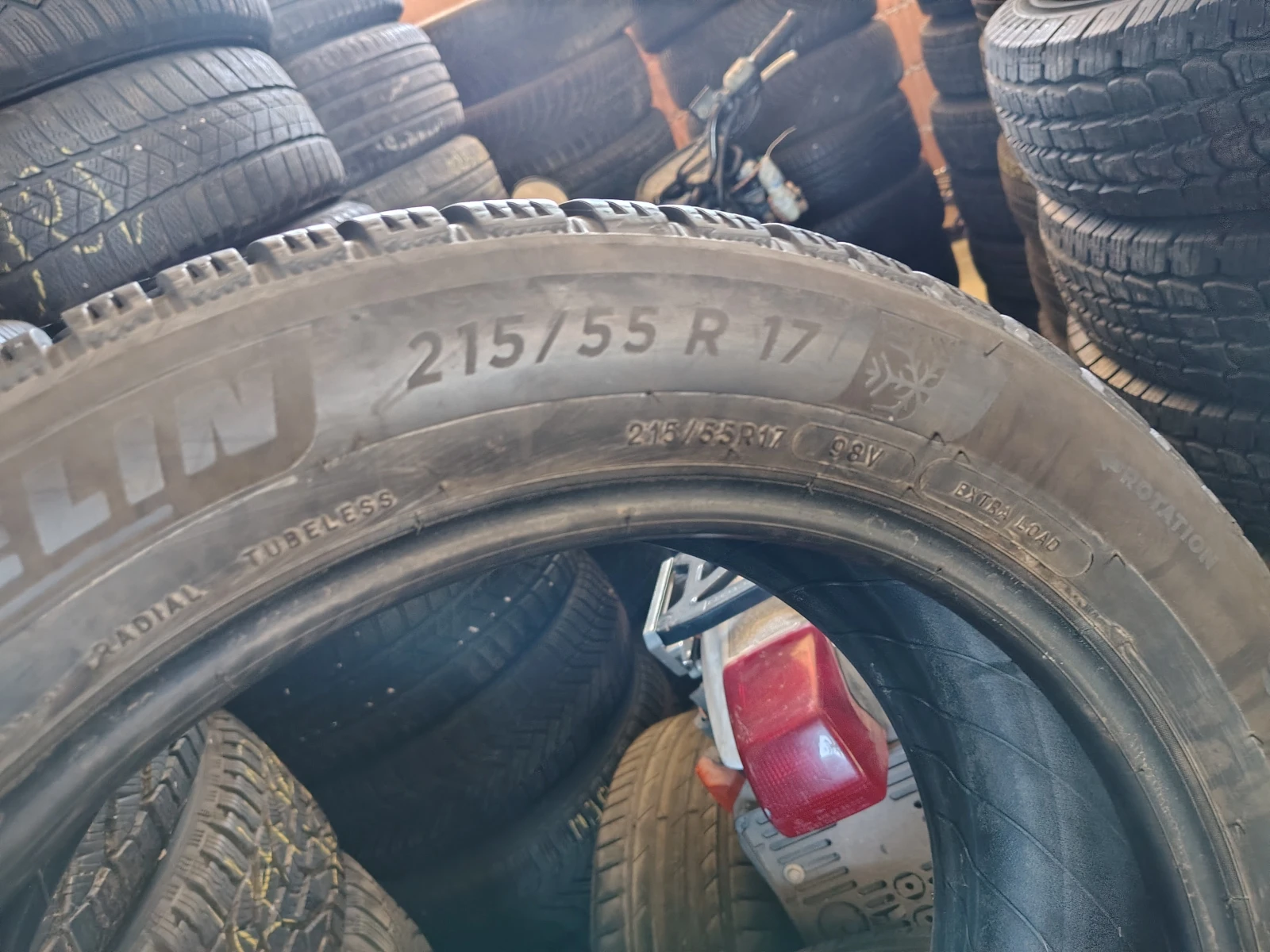  215/55R17 | Mobile.bg   6