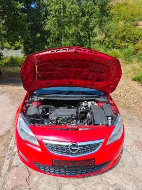 Opel Astra 1.4I НОВ ВНОС, снимка 10
