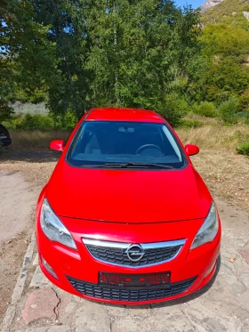 Opel Astra 1.4I НОВ ВНОС, снимка 11