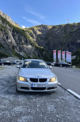 BMW 320 Десен волан/ регистрирана, снимка 1