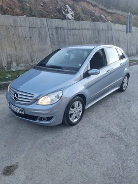     Mercedes-Benz B 200   