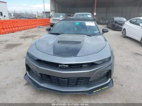 Chevrolet Camaro 6.2L V-8 DI, VVT, 455HP Rear Wheel Drive, снимка 11