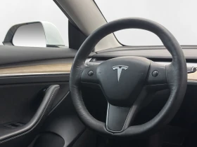 Tesla Model 3 Long Range* AWD* Pano* Cam* Navi* Европейска* , снимка 12