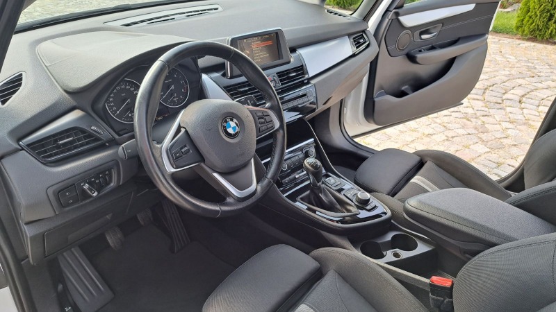 BMW 2 Active Tourer, снимка 9 - Автомобили и джипове - 46402515