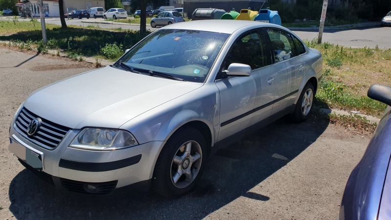 VW Passat, снимка 3 - Автомобили и джипове - 46118297