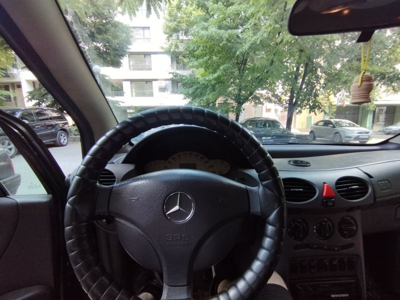 Mercedes-Benz A 170, снимка 6 - Автомобили и джипове - 46408051