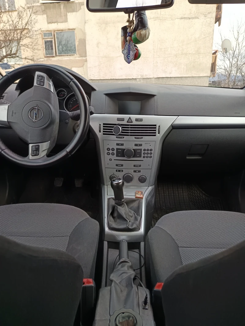 Opel Astra 1.7cdti, снимка 5 - Автомобили и джипове - 49185410