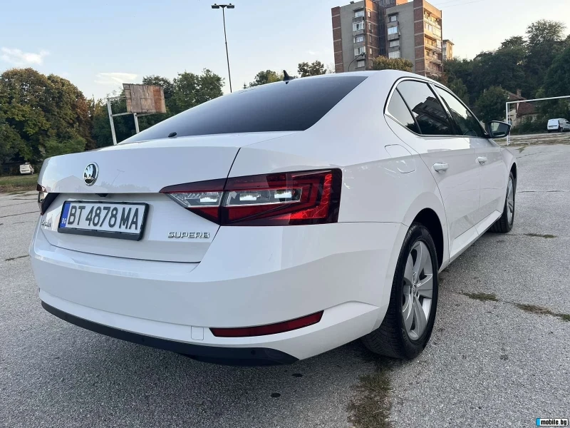 Skoda Superb TDI, снимка 4 - Автомобили и джипове - 49457695