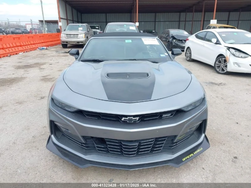 Chevrolet Camaro 6.2L V-8 DI, VVT, 455HP Rear Wheel Drive, снимка 4 - Автомобили и джипове - 49040183