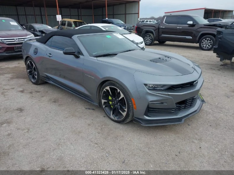 Chevrolet Camaro 6.2L V-8 DI, VVT, 455HP Rear Wheel Drive, снимка 1 - Автомобили и джипове - 49040183