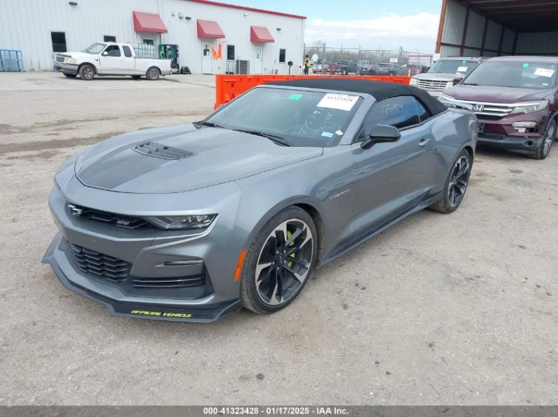 Chevrolet Camaro 6.2L V-8 DI, VVT, 455HP Rear Wheel Drive, снимка 2 - Автомобили и джипове - 49040183