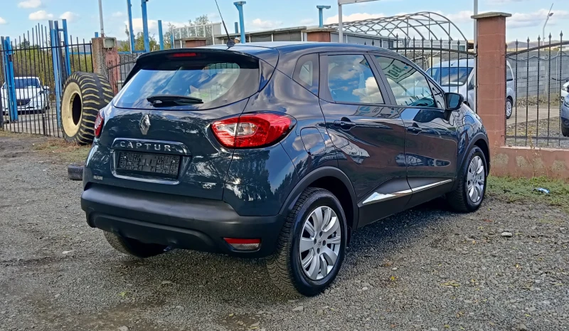 Renault Captur 1.5 DCI, снимка 4 - Автомобили и джипове - 52010944