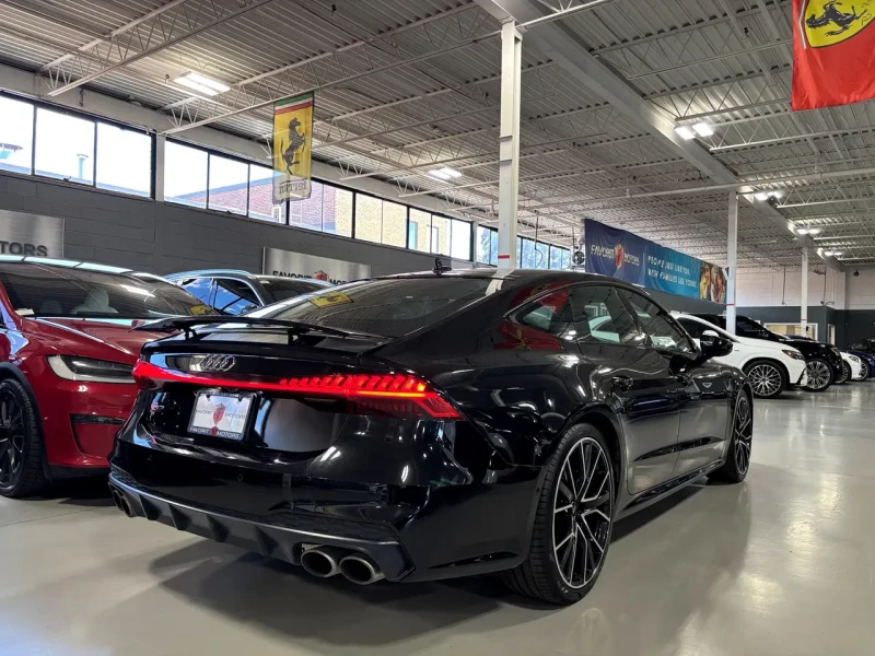 Audi S7 HEAD-UP* 360* BANG&OLUFSEN* DISTRONIK* MATRIX, снимка 4 - Автомобили и джипове - 52449512