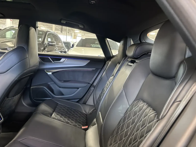 Audi S7 HEAD-UP* 360* BANG&OLUFSEN* DISTRONIK* MATRIX, снимка 15 - Автомобили и джипове - 52449512