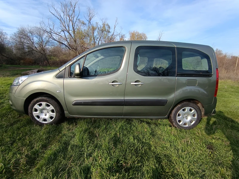 Peugeot Partner 1.6i Tepee, снимка 6 - Автомобили и джипове - 52828389
