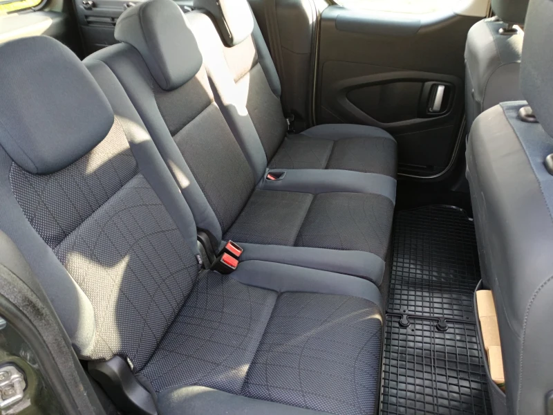Peugeot Partner 1.6i Tepee, снимка 10 - Автомобили и джипове - 52828389