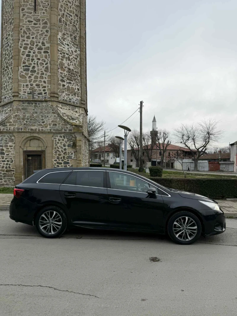 Toyota Avensis 2.0D4d, снимка 5 - Автомобили и джипове - 53300918