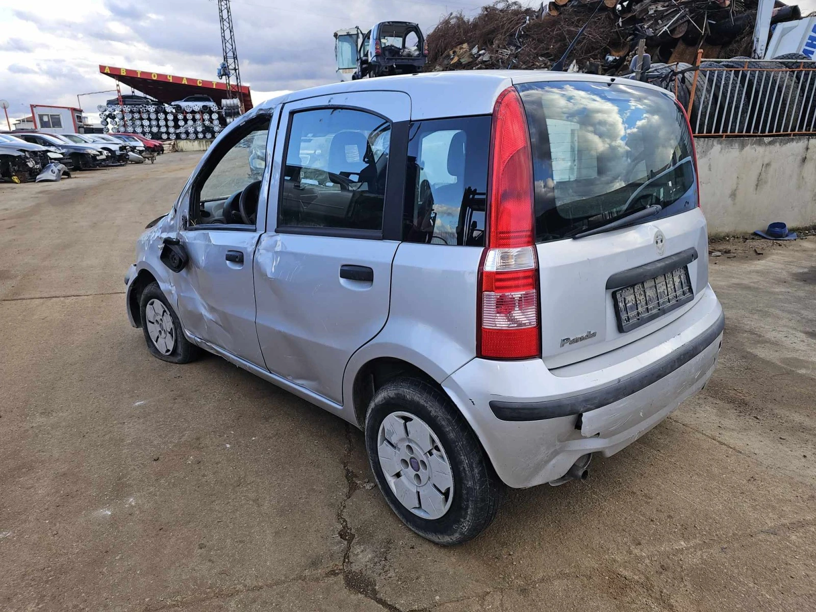 Fiat Panda 1.1 - изображение 3