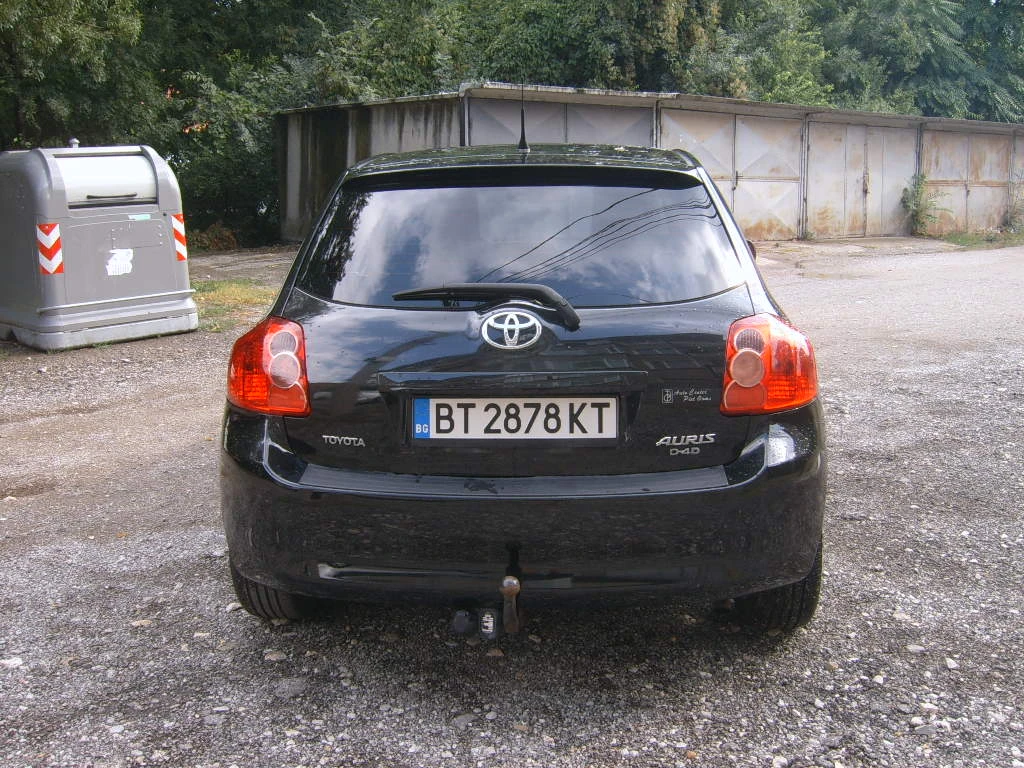 Toyota Auris 1, 4 d4d - изображение 4