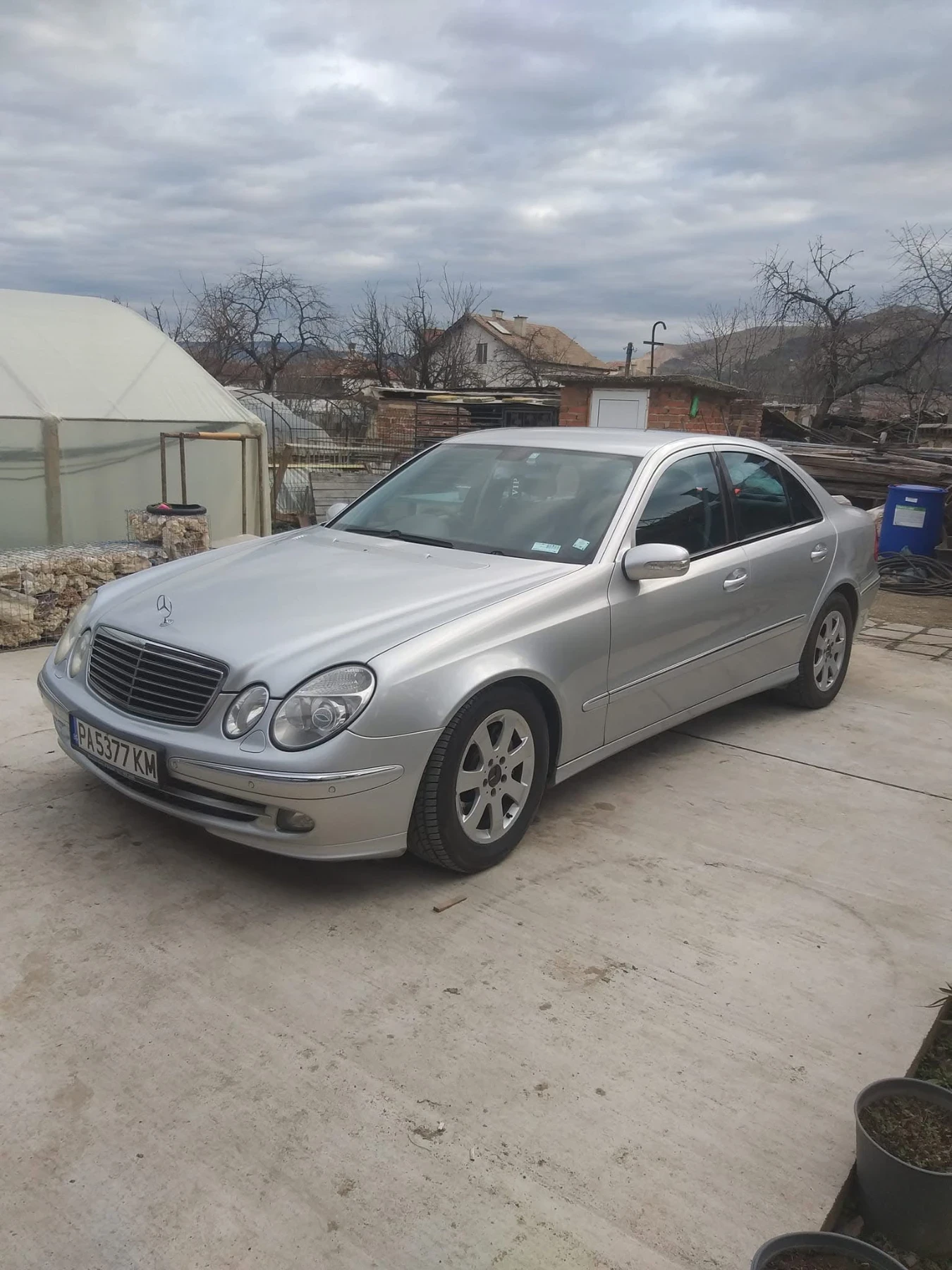 Mercedes-Benz E 280  - изображение 2