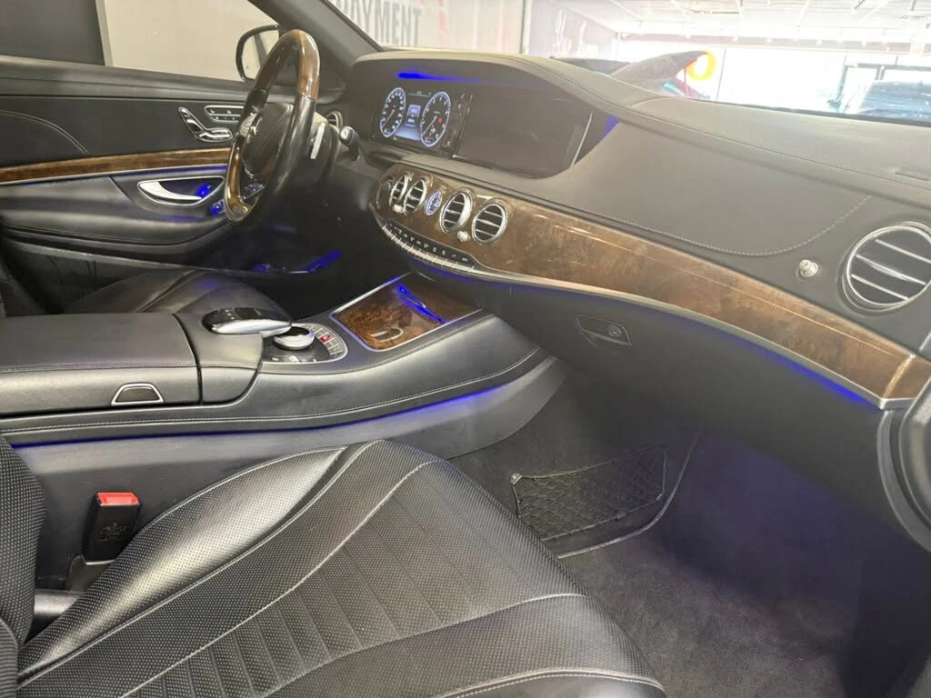 Mercedes-Benz S 500 4MATIC* 360* ПАНО* Вакуум - изображение 10