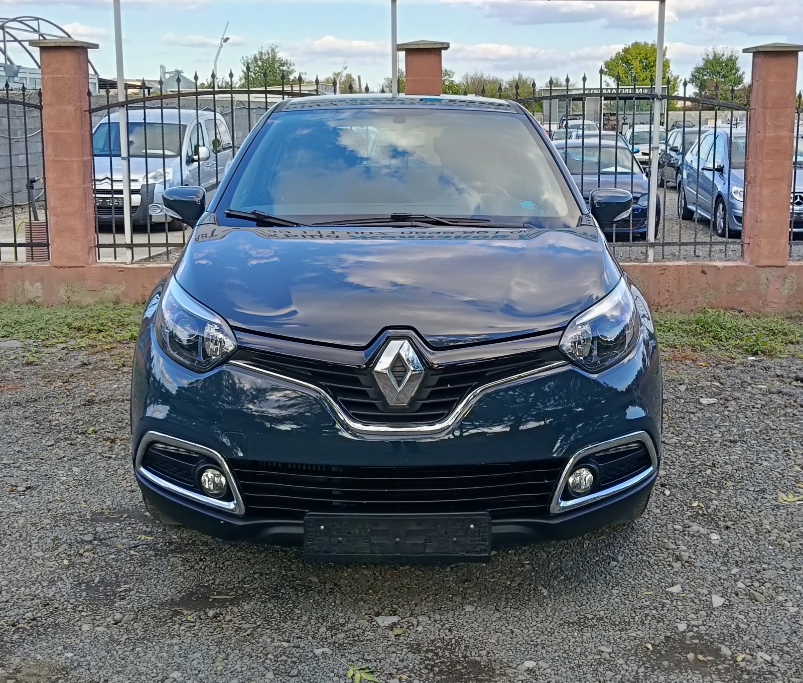 Renault Captur 1.5 DCI - изображение 2
