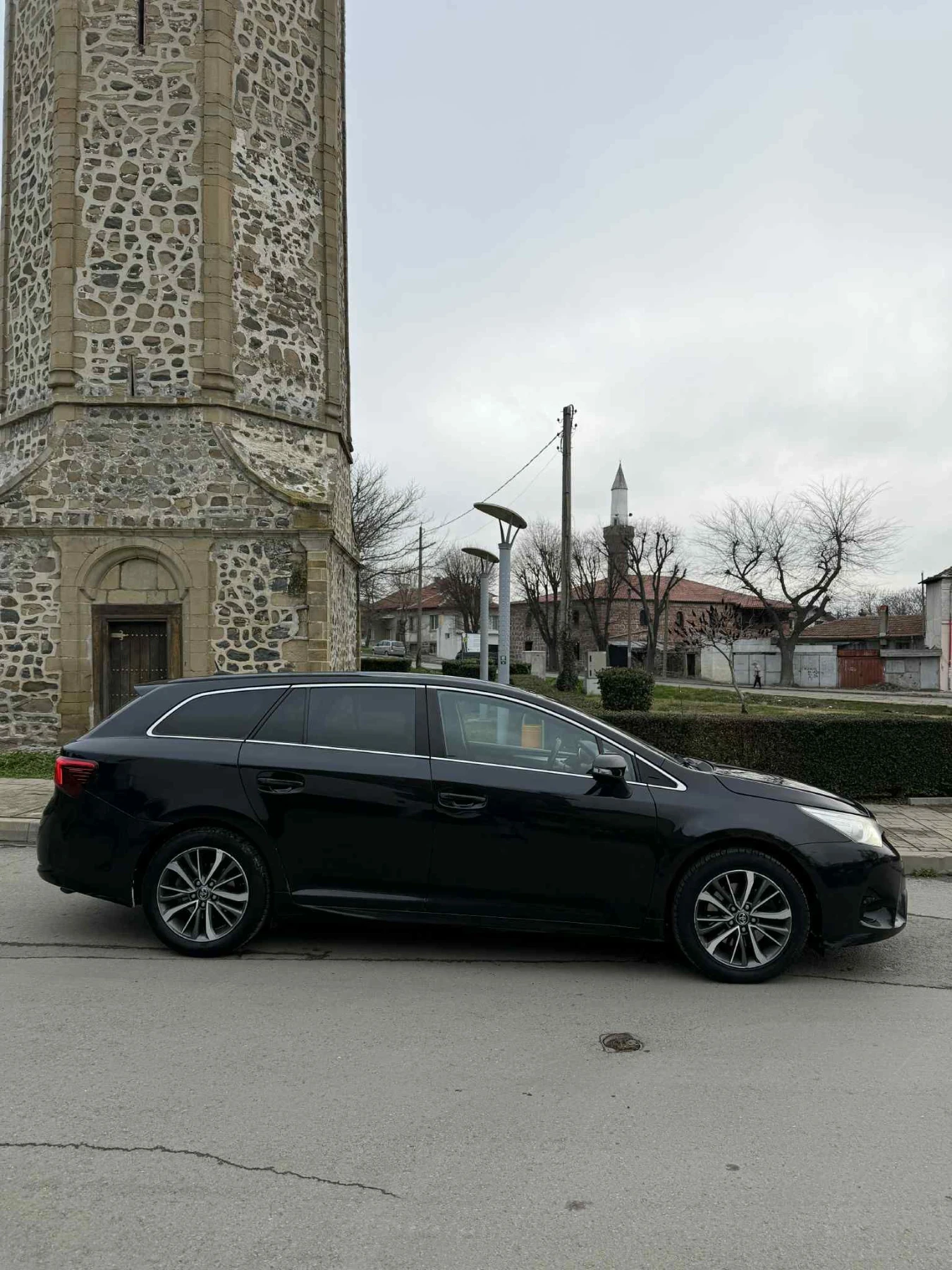 Toyota Avensis 2.0D4d - изображение 5