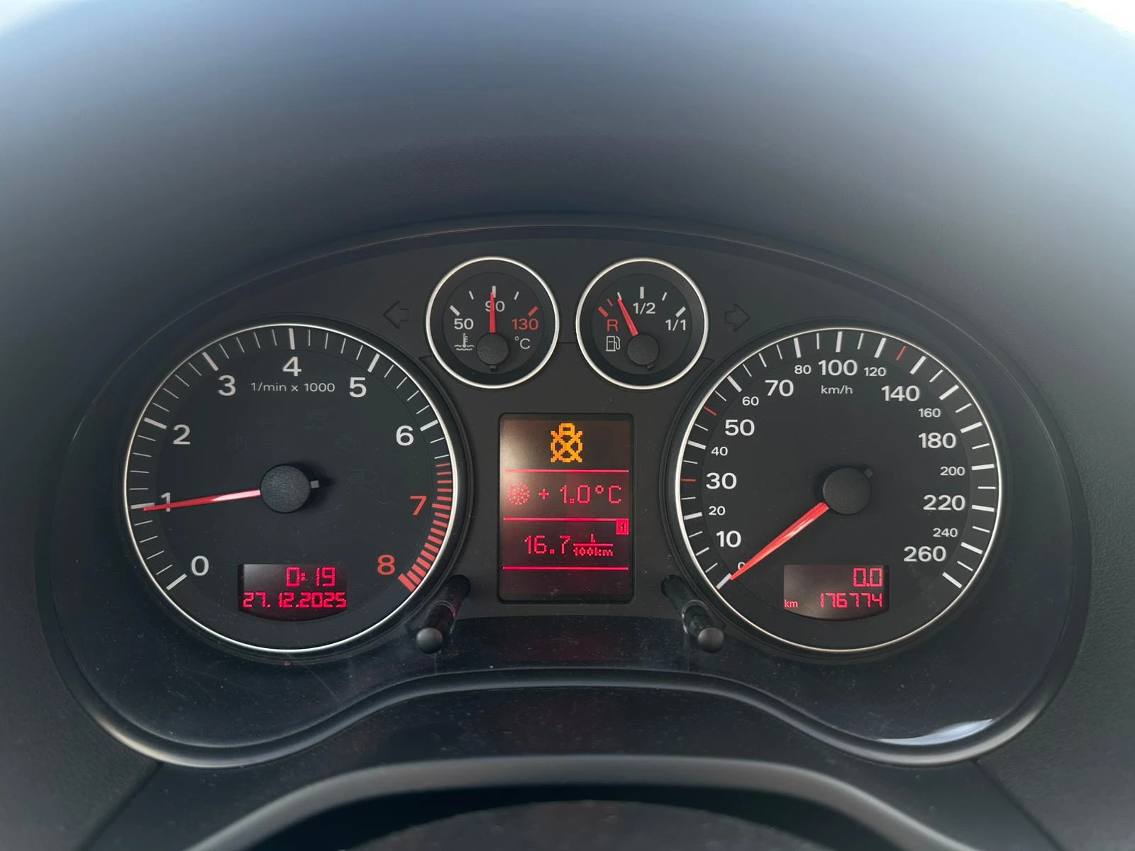 Audi A3 / 1.6I / ���� � ������ ��������� /  | Mobile.bg � ����������� 14