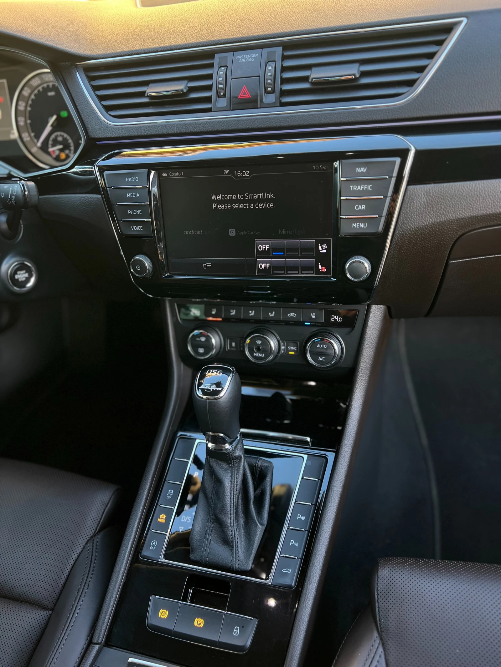 Skoda Superb 190hp L&K/4x4/История/Печка/Обдухване/Canton, снимка 11 - Автомобили и джипове - 53819626