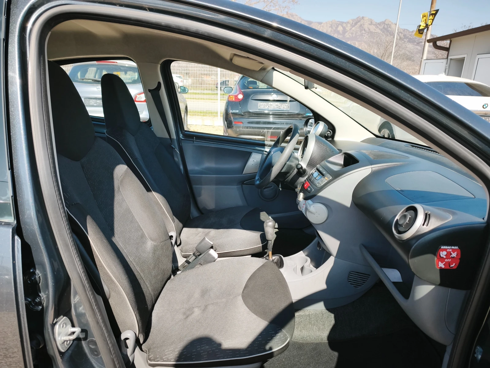 Peugeot 107 КЛИМАТИК-ИТАЛИА, снимка 13 - Автомобили и джипове - 53825707