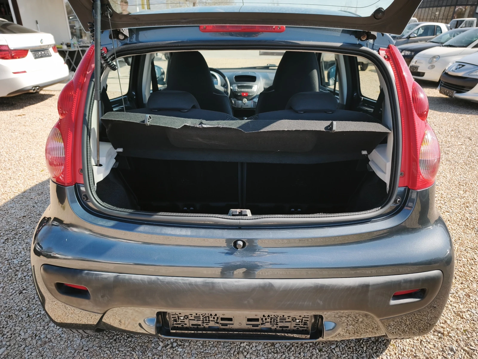 Peugeot 107 КЛИМАТИК-ИТАЛИА, снимка 16 - Автомобили и джипове - 53825707