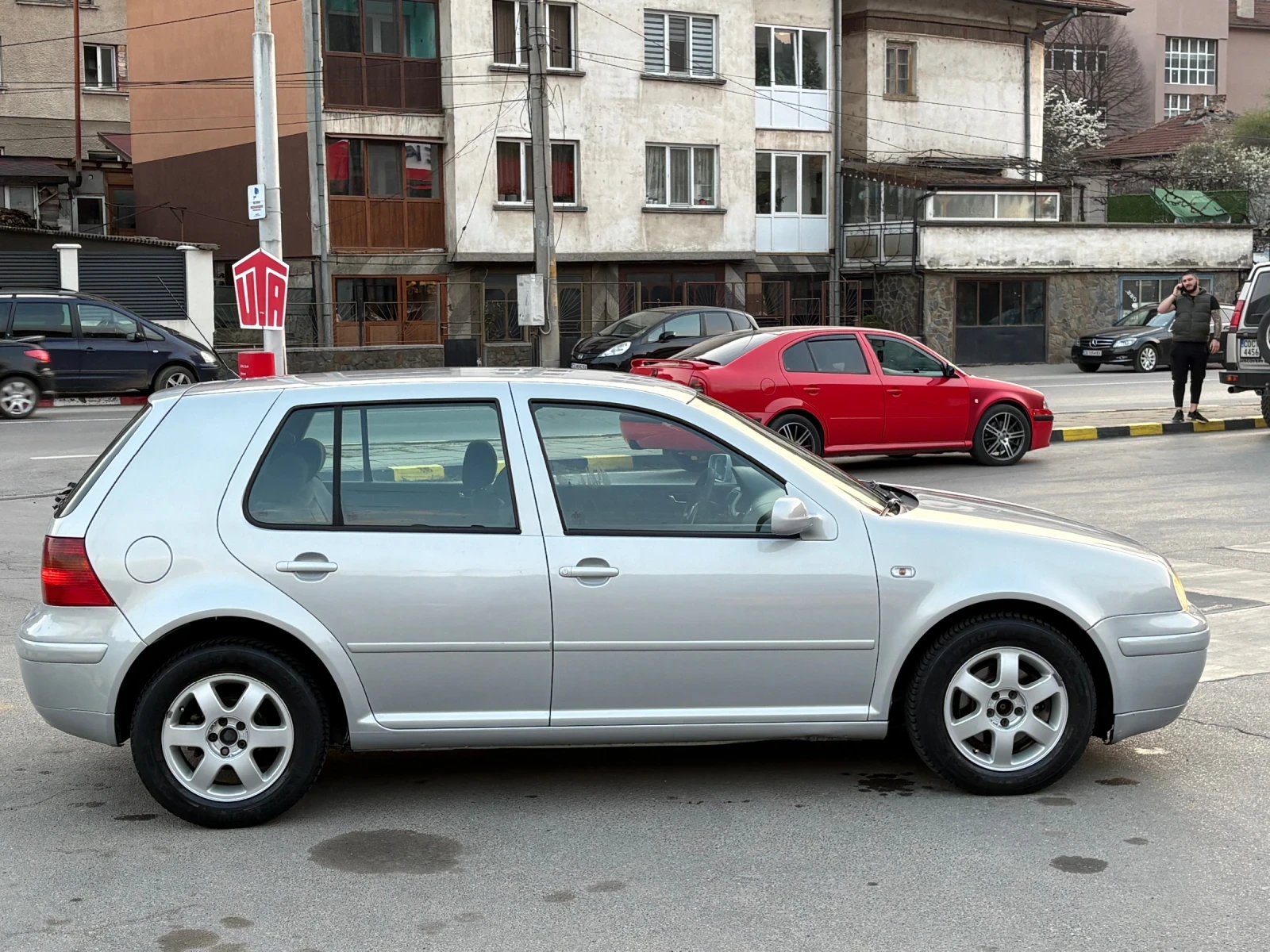 VW Golf, снимка 6 - Автомобили и джипове - 54195741