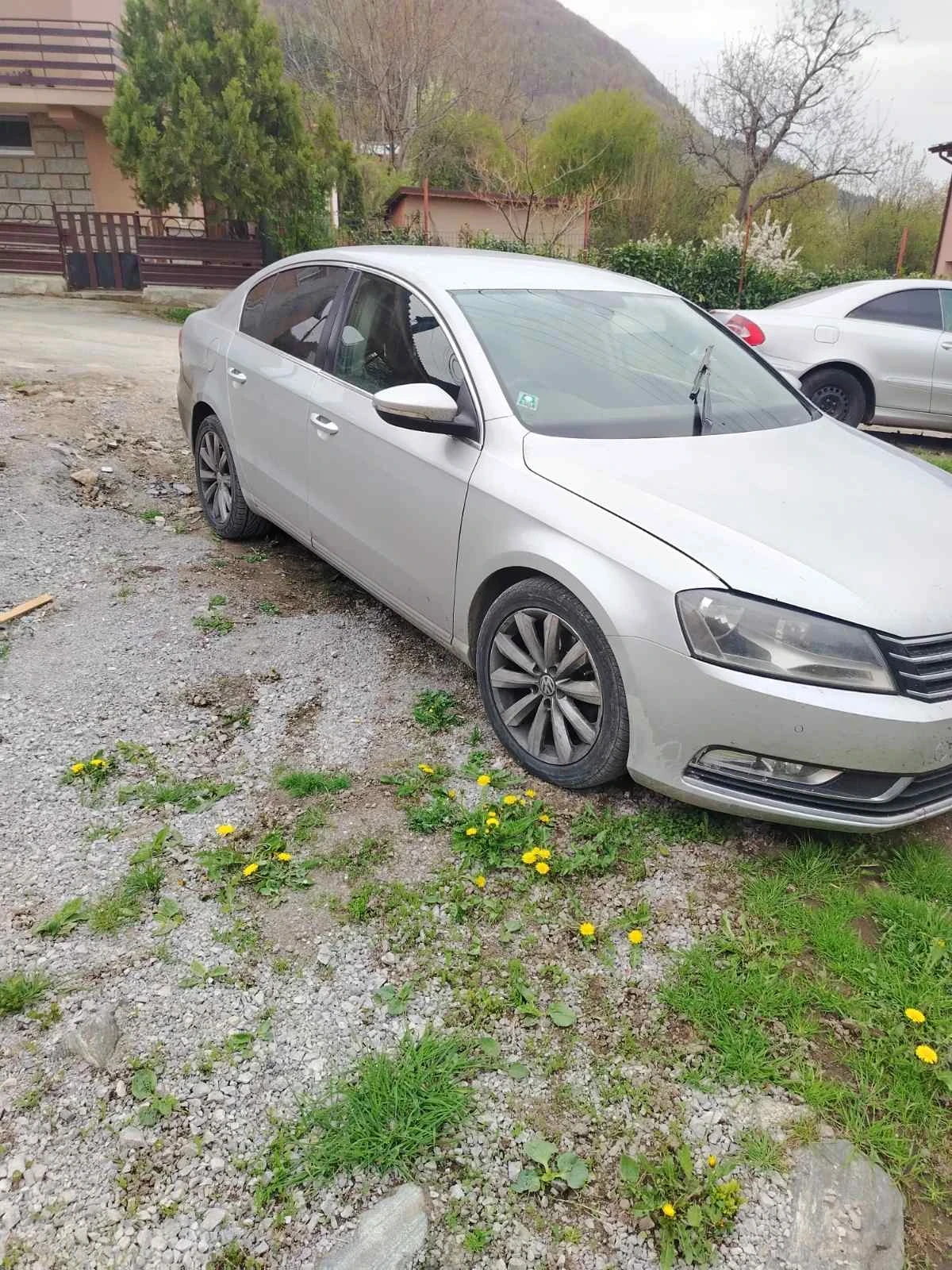 VW Passat 2.0 tdi, снимка 3 - Автомобили и джипове - 54229025