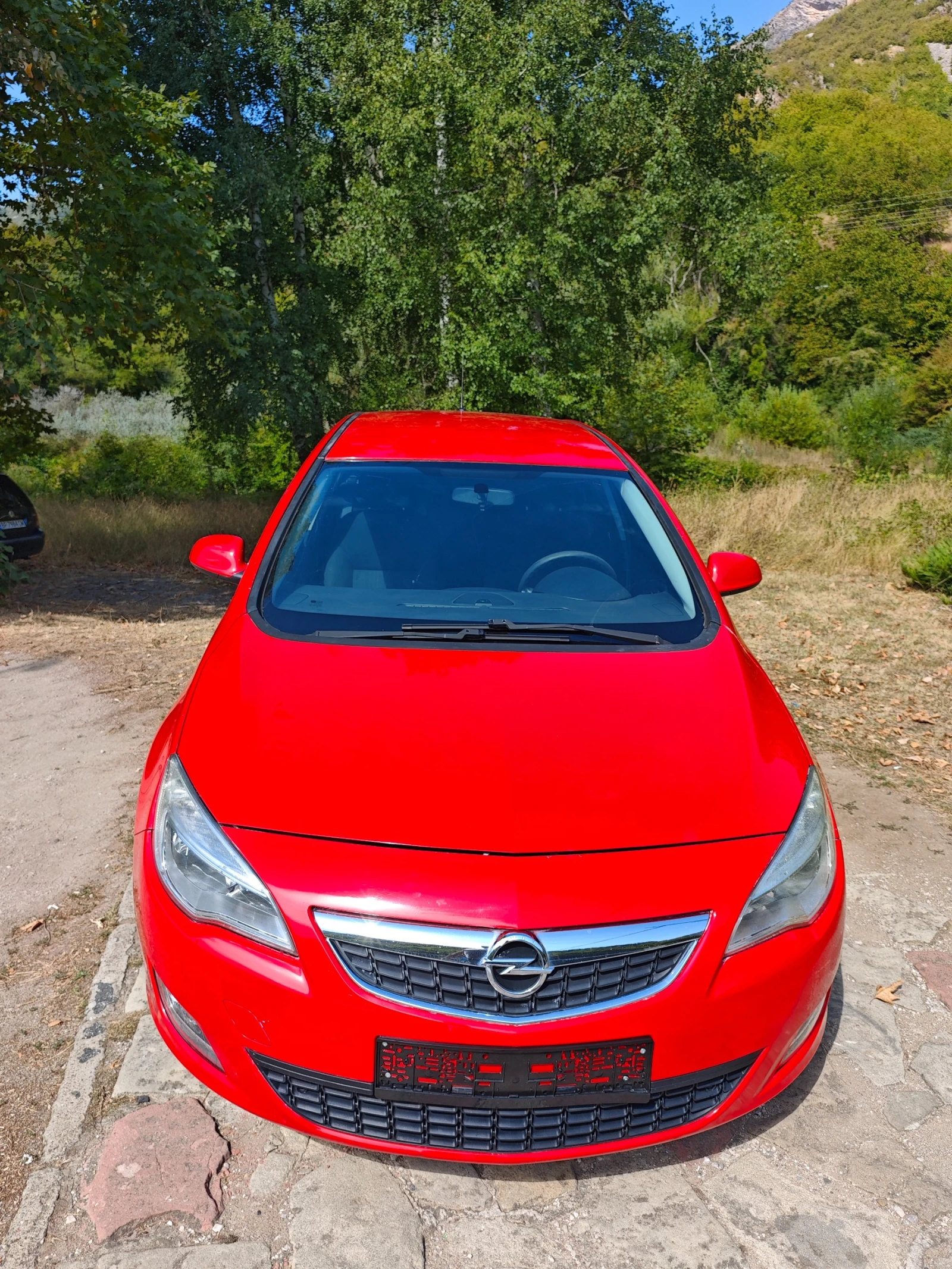Opel Astra 1.4I НОВ ВНОС, снимка 11 - Автомобили и джипове - 54368839
