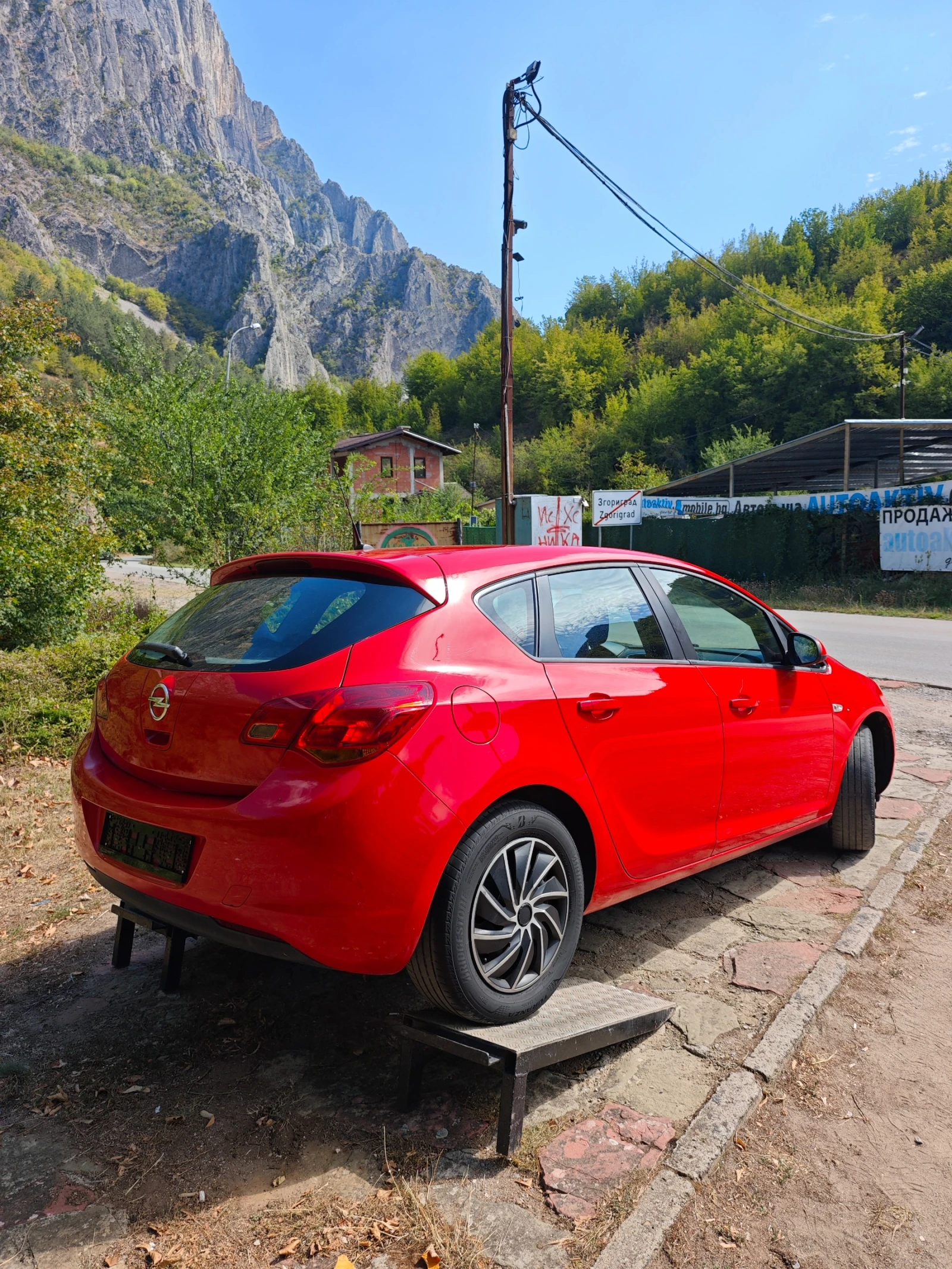 Opel Astra 1.4I НОВ ВНОС, снимка 5 - Автомобили и джипове - 54368839